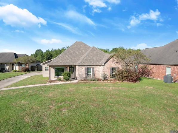 10782 Fenway Ln, Denham Springs, LA 70726