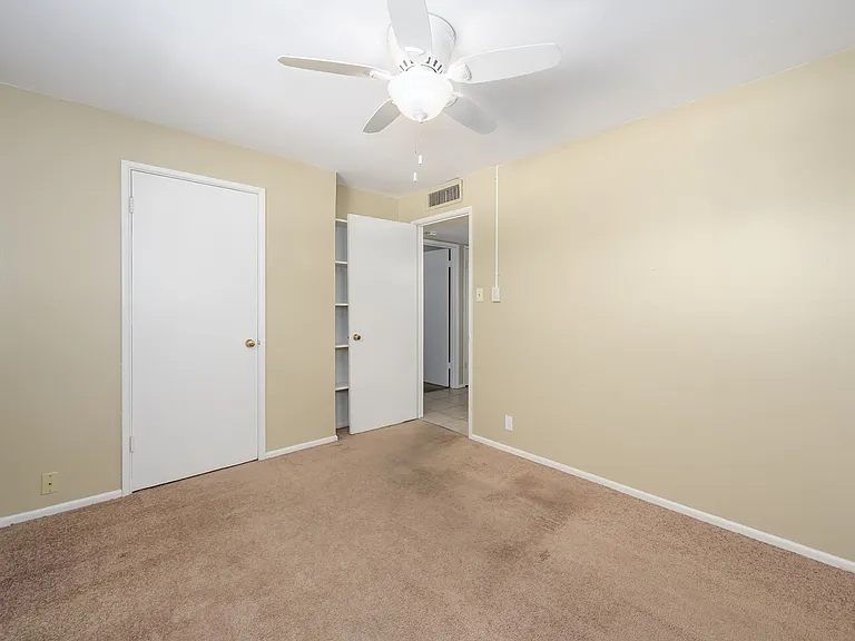 1807 E Colter St #1 — Photo 13