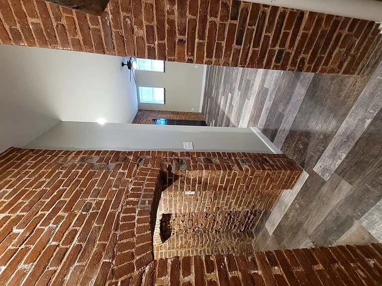 125 Henrietta St — Photo 23