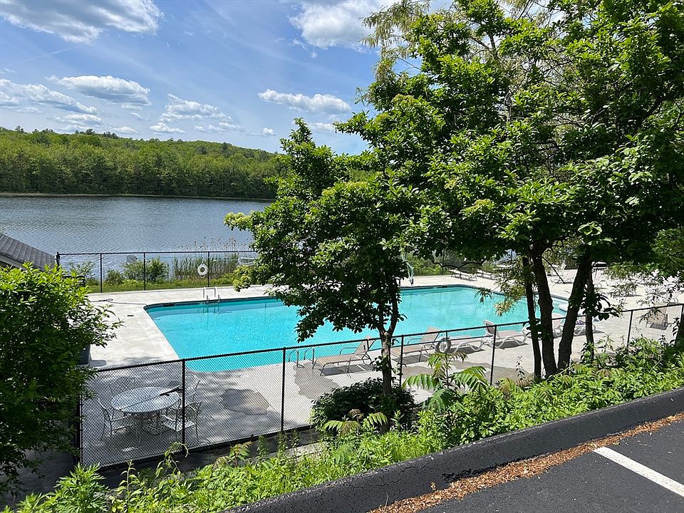 1st image of 32 Thayer Pond Dr #12