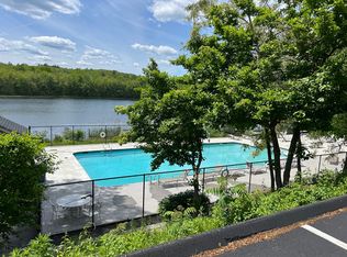32 Thayer Pond Dr #12, Oxford, MA 01540