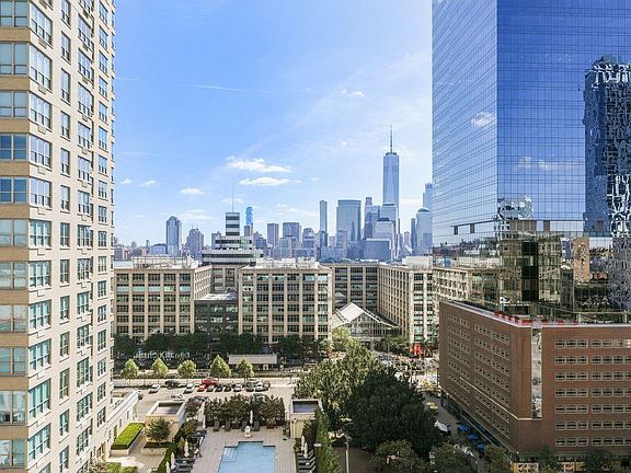2nd image of 88 Morgan St APT 1606