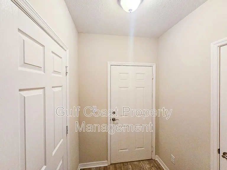 4113 Overture Cir — Photo 15