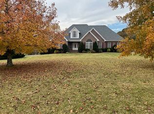 2327 Glennridge Rd, Columbia, TN 38401