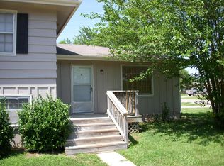 2707 Ridge Ct APT C, Lawrence, KS 66046