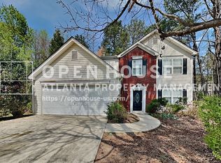 573 Grandview Cir, Powder Springs, GA 30127