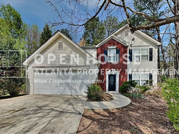 573 Grandview Cir, Powder Springs, GA 30127