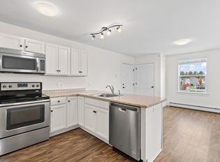 Blue Spruce Farm Apartments, Westbrook, ME 04092