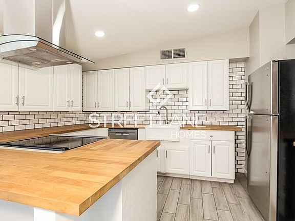5th image of 8817 N 35th Dr