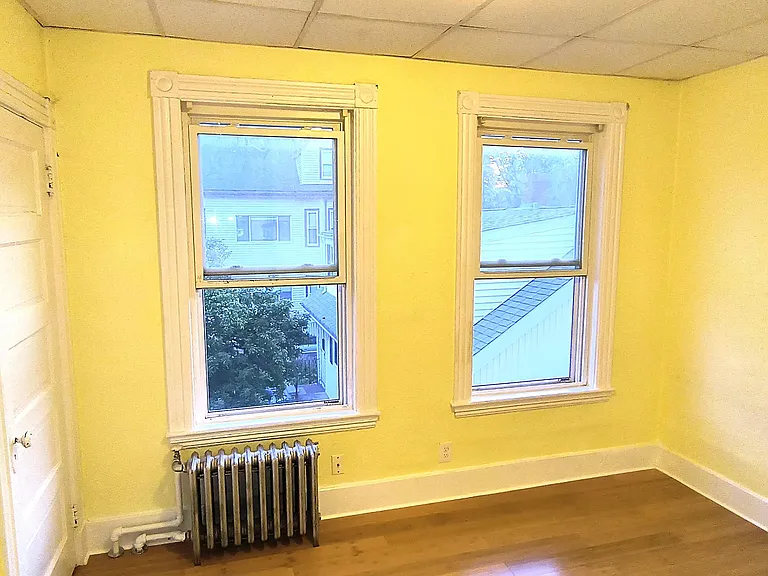 105 Oliver St #2 — Photo 3