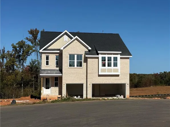 8604 Polar Bear Ct, Summerfield, NC 27358