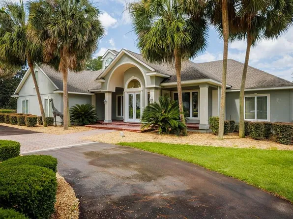 4709 Blackwater Dr, Valdosta, GA 31602