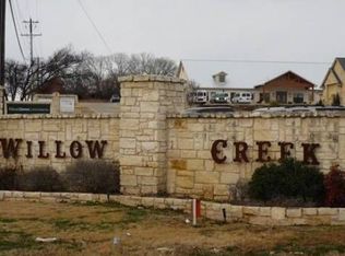 237 Whispering Dell Ln, Weatherford, TX 76085