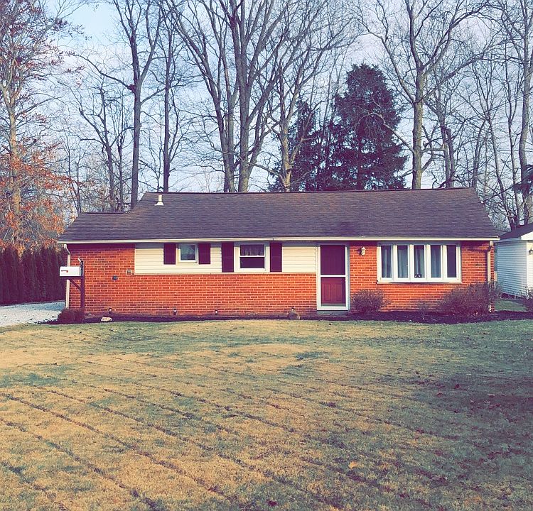 1st image of 321 Cynthia Dr