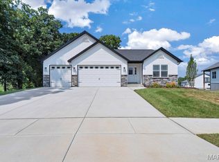 115 Timber Line Ct, Wentzville, MO 63385