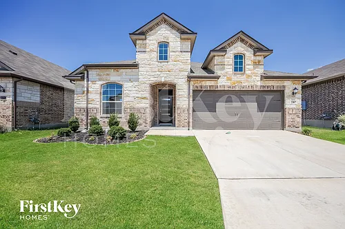 2207 Tiptop Ln Photo 1
