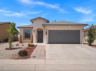 213 Flor Papagayo Way, Socorro, TX 79927