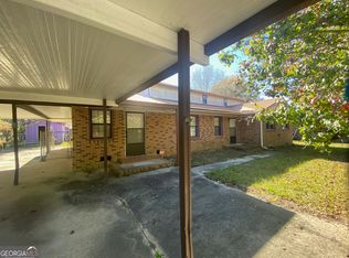 65 Mathews St, Fort Valley, GA 31030