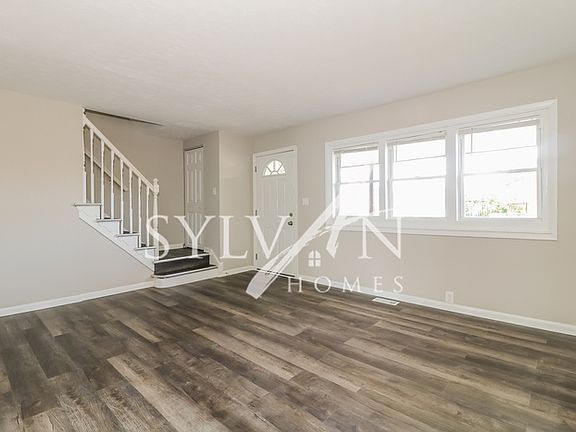 3rd image of 5113 Patrick Henry Dr