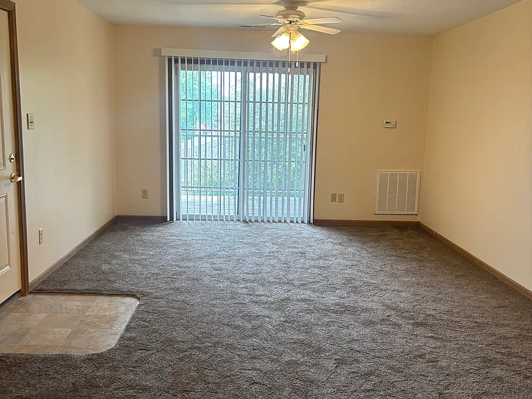 East Ridge Apartments — Photo 15