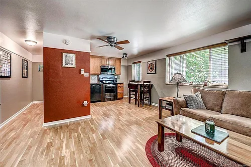 1419 Detroit St #10 Photo 1