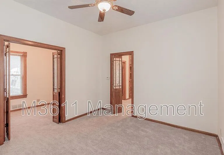 446 E St — Photo 21