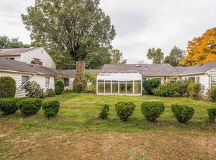 729 Riverton Rd, Moorestown, NJ 08057