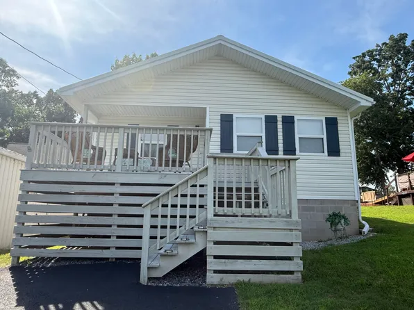 123 Sherwood Dr, Gilbertsville, KY 42044