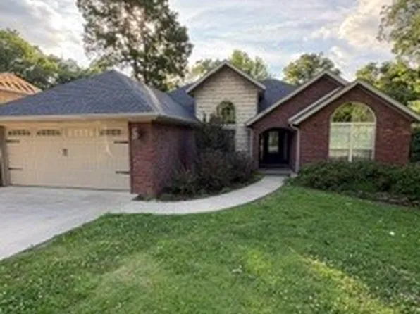 35 Bedford Ln, Bella Vista, AR 72714