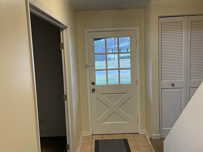8177 Rene Dr — Photo 18