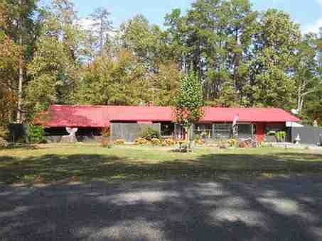 1st image of 629 Independence Dr
