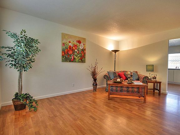2nd image of 4257 Solar Cir