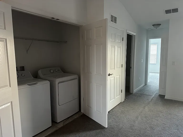 29881 Southwell Ln — Photo 5