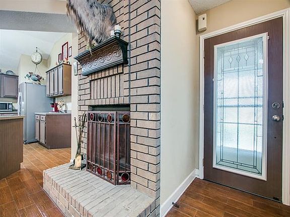 3rd image of 1753 Prescott Dr