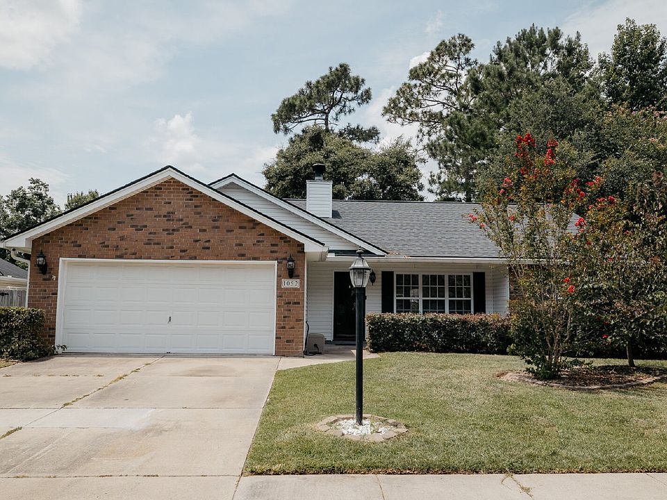 1st image of 1052 Cobblestone Blvd