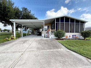 17 West Rd, Palmetto, FL 34221