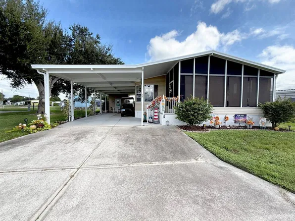 17 West Rd, Palmetto, FL 34221