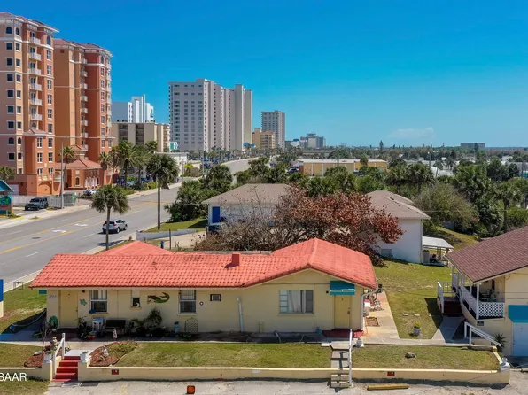 3226 S Atlantic Ave #2, Daytona Beach, FL 32118