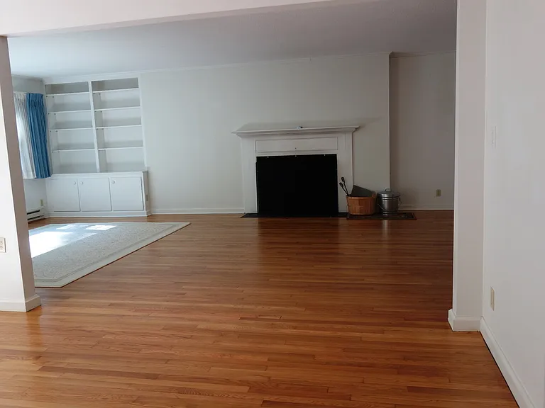 3 Willow Spring Cir #3 — Photo 2