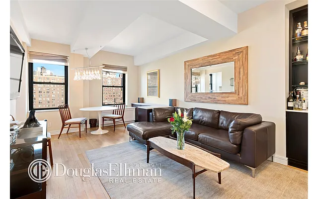 Rented by Douglas Elliman | media 7