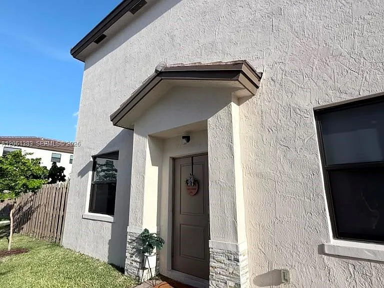 23071 SW 131st Ave #23071 — Photo 2