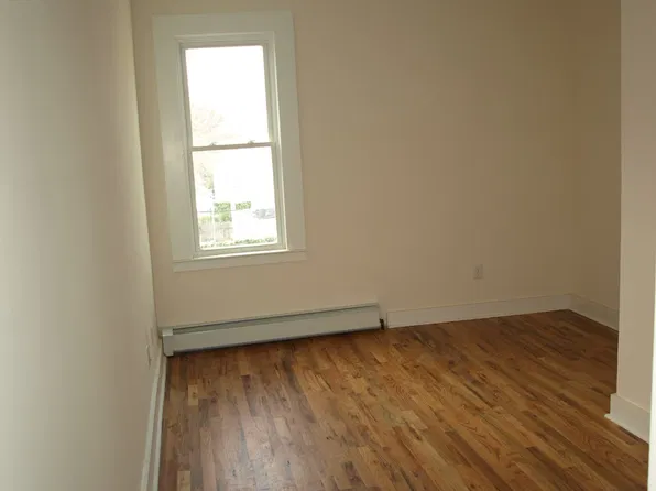 2916 Fairfield Ave APT B, Bridgeport, CT 06605