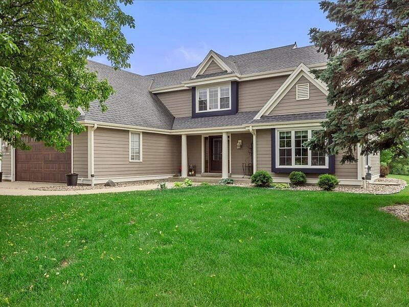 1st image of W148N10337 Windsong CIRCLE EAST East