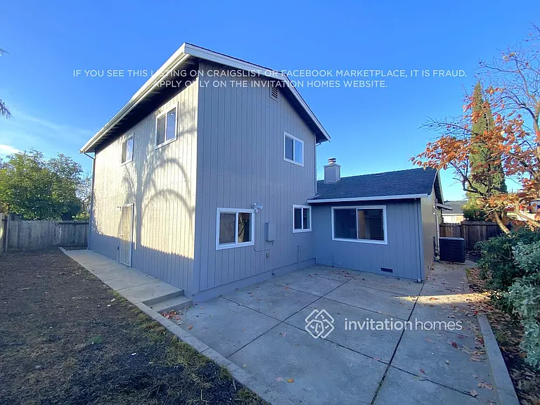 907 Whitney Ave — Photo 12