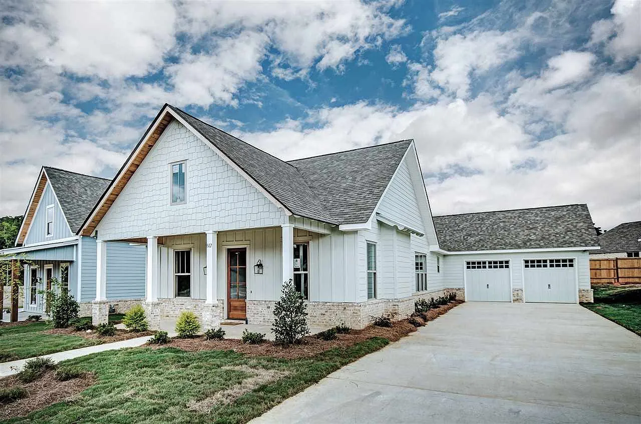 812 Long Leaf Cir photo 1