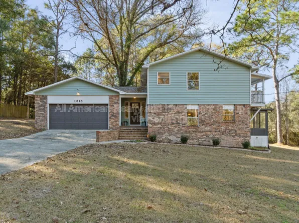 1315 Grandview Dr, Crestview, FL 32539