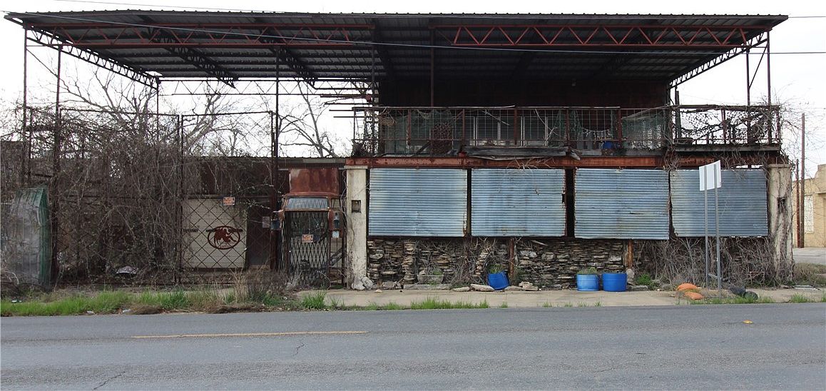 300 S Crockett Ave, Cameron, TX 76520 MLS 214057 Zillow