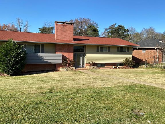2nd image of 5125 Lantana Ln