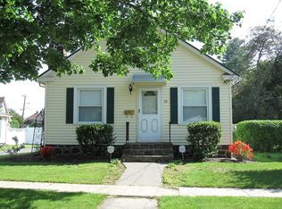 28 Harrison Ave, Greenfield, MA 01301