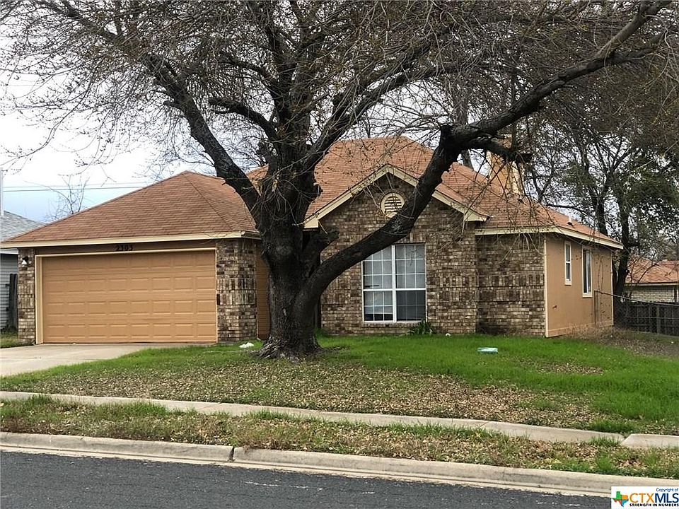 1st image of 2303 Windmill Dr